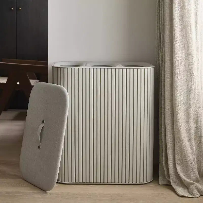 Joseph Joseph Tota Trio Luxe 90L Cesto portabiancheria con separazione in bambù - Ecru