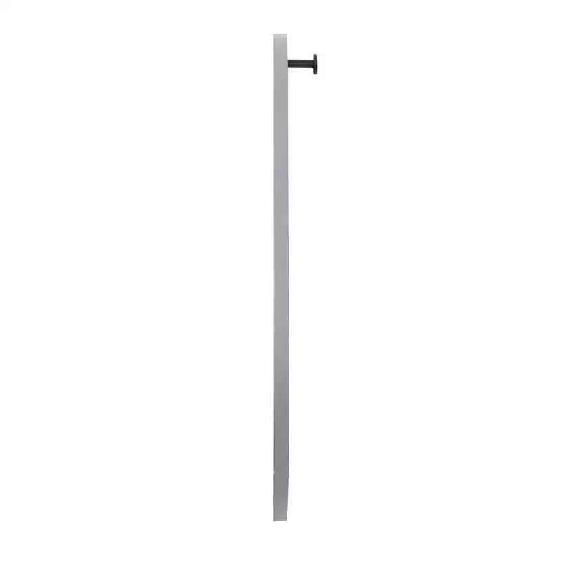 Specchio con cornice in legno grigio Teardrop Saldar 28"x18" Howard Elliott con gancio in metallo nero