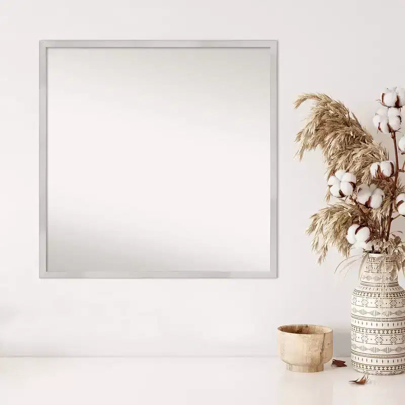 Specchio da parete quadrato moderno Amanti Art con cornice in legno color argento svelte senza smussatura 28"x 28" - Ferramenta per il montaggio inclusa