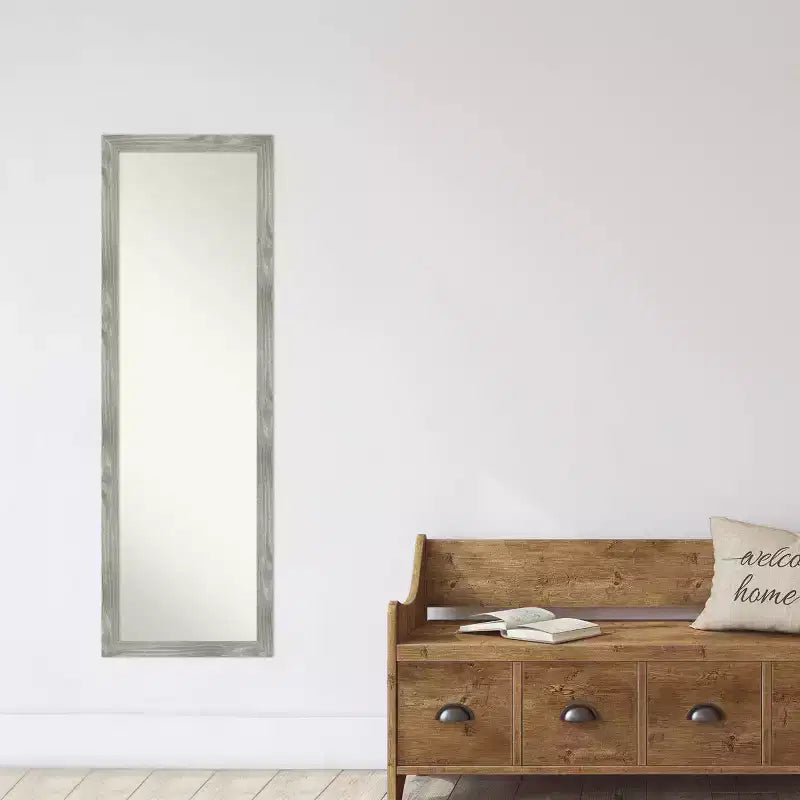 Specchio a figura intera da 17" x 51" con finitura grigio tortora non smussata da appendere alla porta - Amanti Art: Cornice in polistirene, da parete o da porta