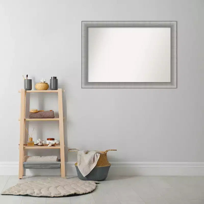 Amanti Art Specchio da parete elegante per bagno da 41"x29" senza smussature in peltro spazzolato: include accessori per il montaggio, cornice in polistirolo