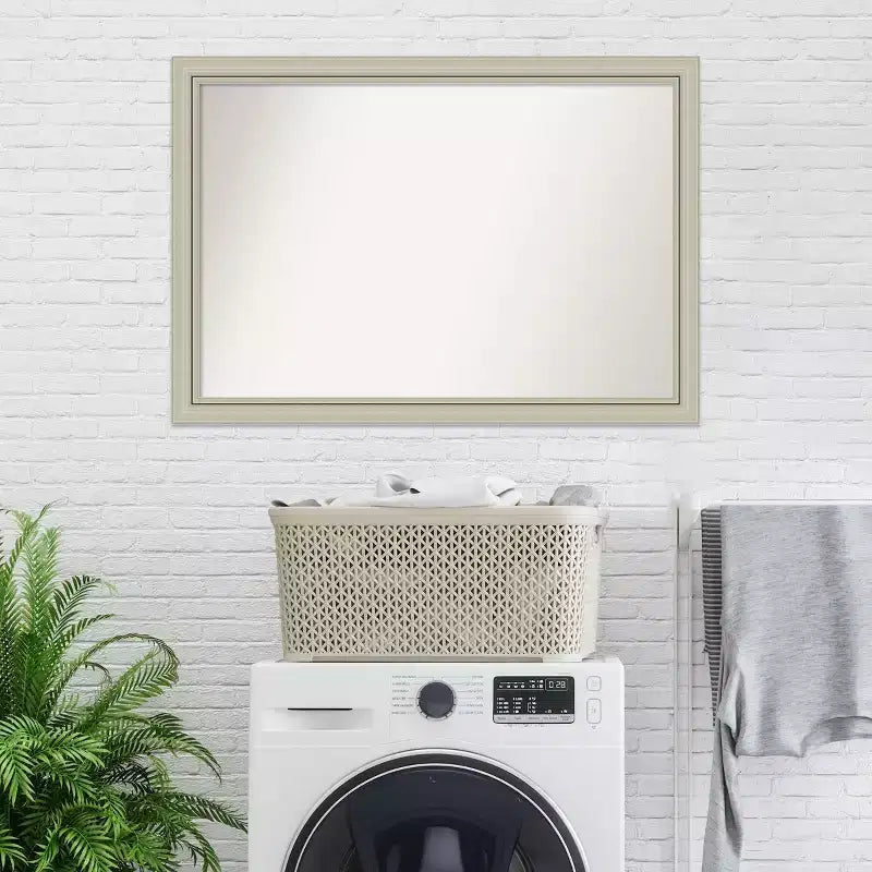 Specchio da parete senza smussatura in legno sottile Romano Silver da 40" x 28" per bagno - Amanti Art: Rettangolare moderno, a parete