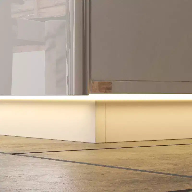 Mobile TV moderno lucido Famapy con cassetti e striscia luminosa inferiore per TV