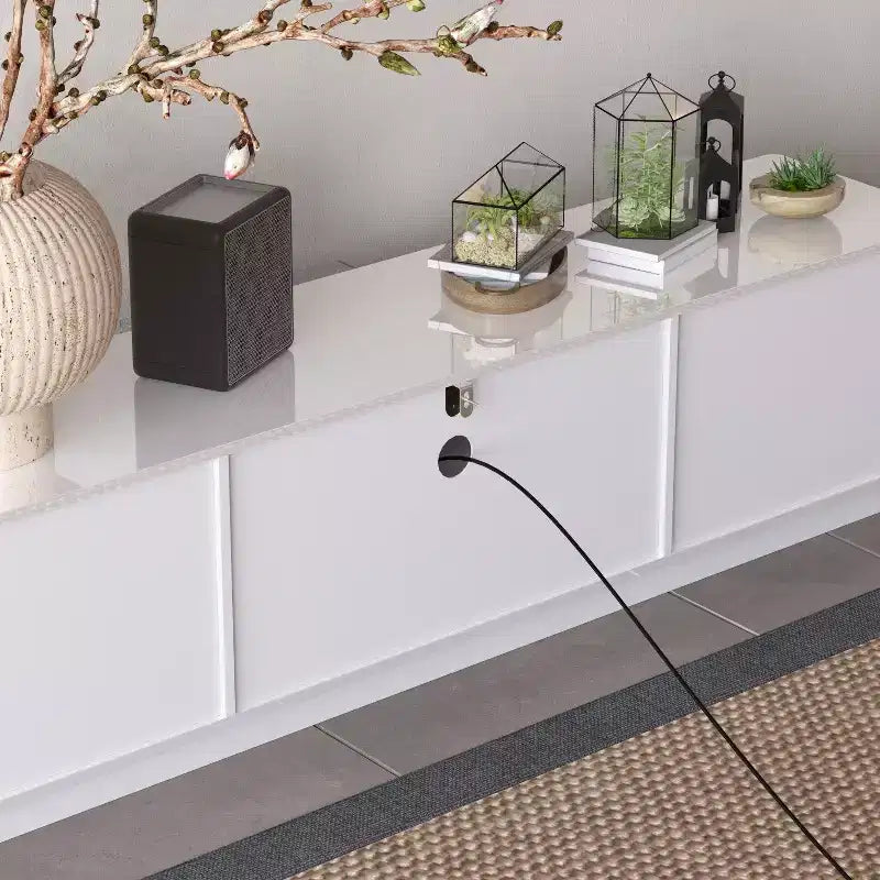 Mobile TV moderno lucido Famapy con cassetti e striscia luminosa inferiore per TV