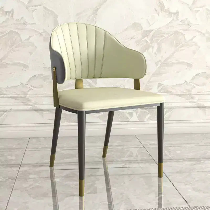 LeisureMod Aria Sedie da pranzo moderne set da 4, rivestite in pelle PU, gambe in metallo, sedute comode per cucina e sala da pranzo