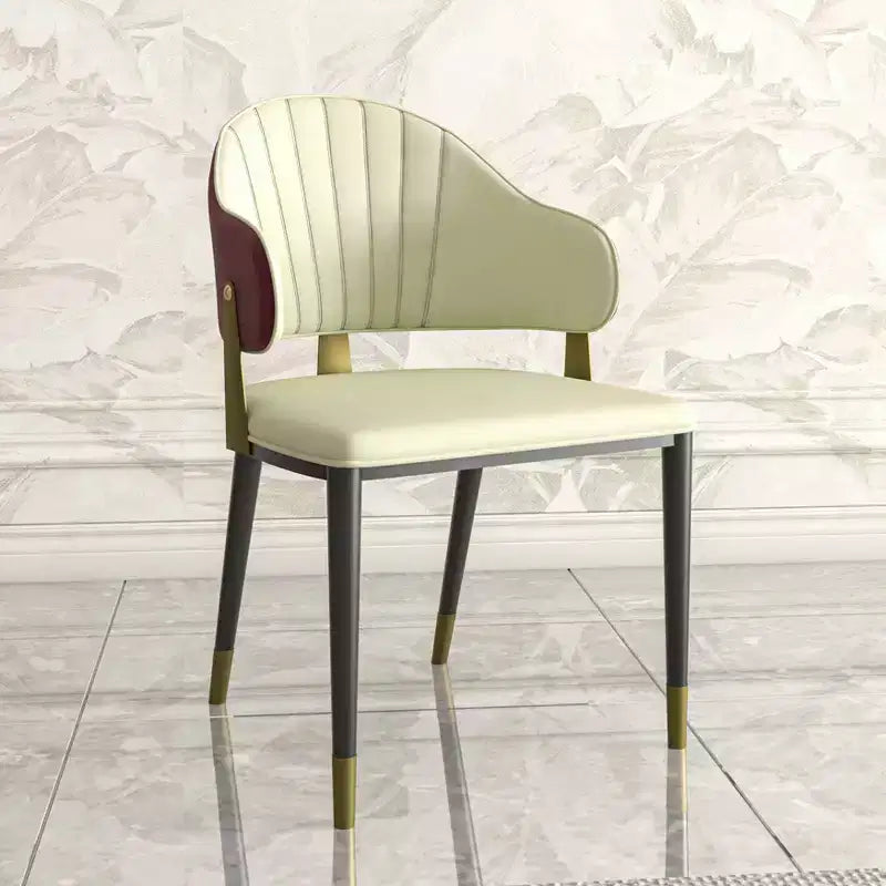 LeisureMod Aria Sedie da pranzo moderne set da 4, rivestite in pelle PU, gambe in metallo, sedute comode per cucina e sala da pranzo