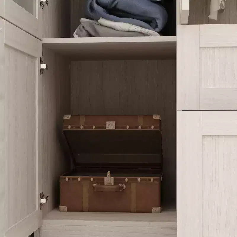 Armadio moderno Hitow, colore grigio, ante in vetro smerigliato, finitura effetto legno, stile crema