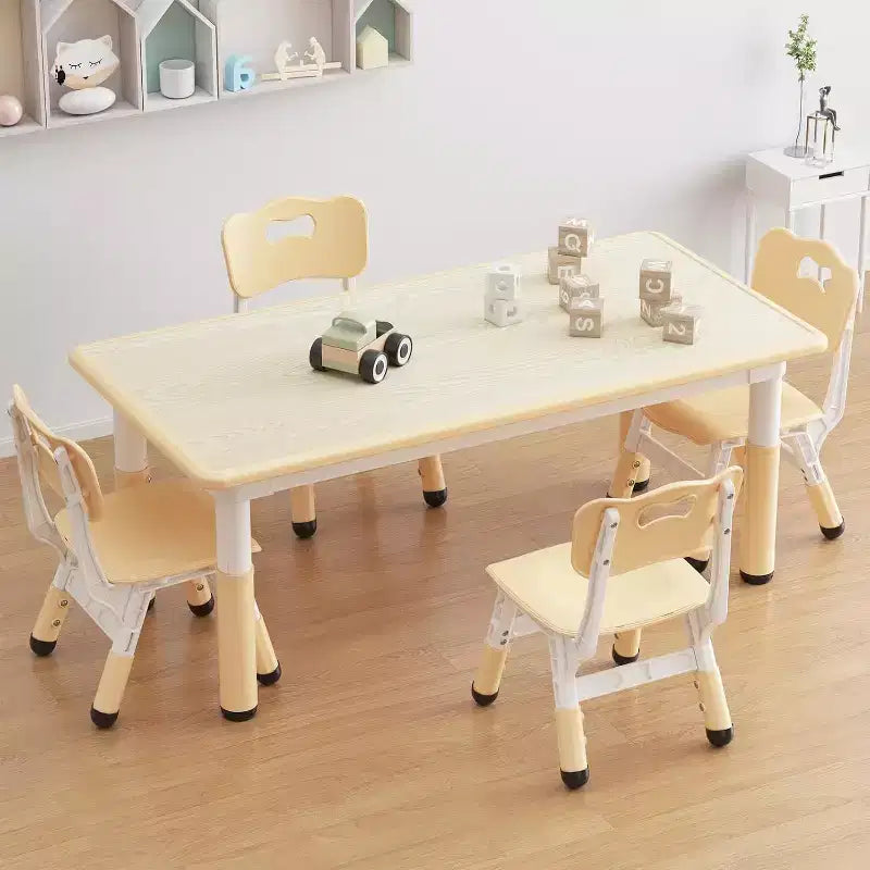 CuisinSmart Set Tavolo e Sedie per Bambini, Tavolino per Bambini Regolabile in Altezza con 4 Sedie per Bambini dai 2 ai 10 Anni, Piano di Lavoro con Graffito, Piedini Antiscivolo, Naturale