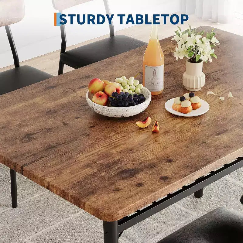 Set da 5 Pezzi per Sala da Pranzo per 4 Persone, Tavolo da Cucina in Legno con Scaffale Contenitore, 4 Sedie Imbottite, Set da Pranzo per Piccoli Spazi, Appartamento