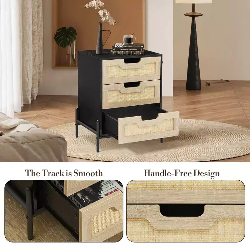 Comodino in Rattan con 3 Cassetti, Comodino Compatto da 48 cm per Piccoli Spazi - Legno Ingegnerizzato e Struttura in Acciaio