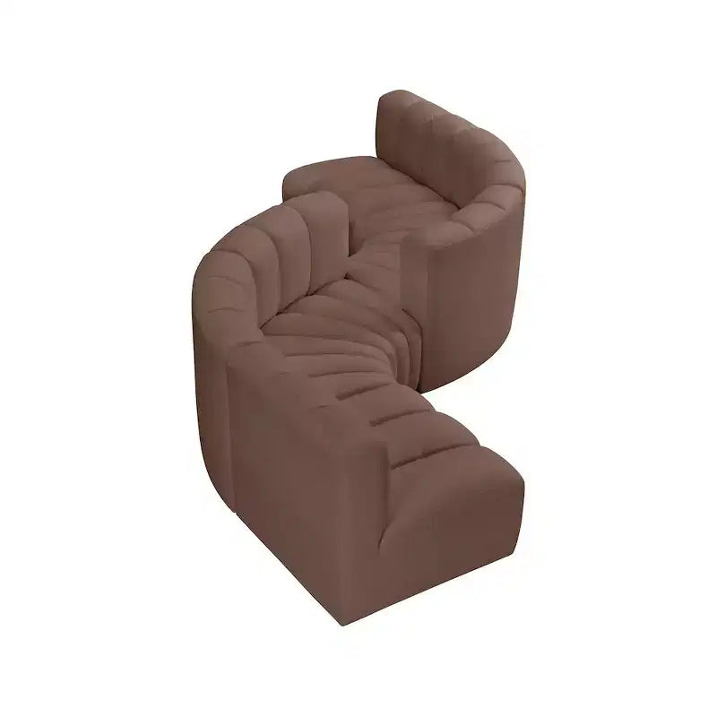 Meridian Furniture, divano modulare Arc in pelle vegana marrone