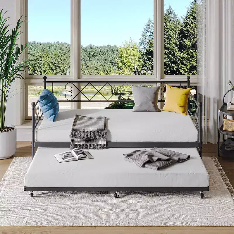 COZONY Twin Metal Daybed with Trundle  Heart-Shaped Headboard, Steel Slat Sofa Bed Frame, Space-Saving Guest Bed for Bedroom Easy Assembly
