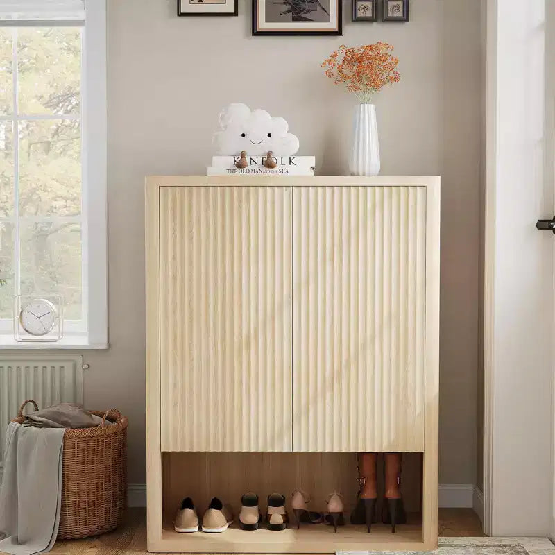Scarpiera alta 113 cm con ante, mobile scarpiera in legno a 5 ripiani con ripiani regolabili, organizer per scarpe da ingresso, corridoio