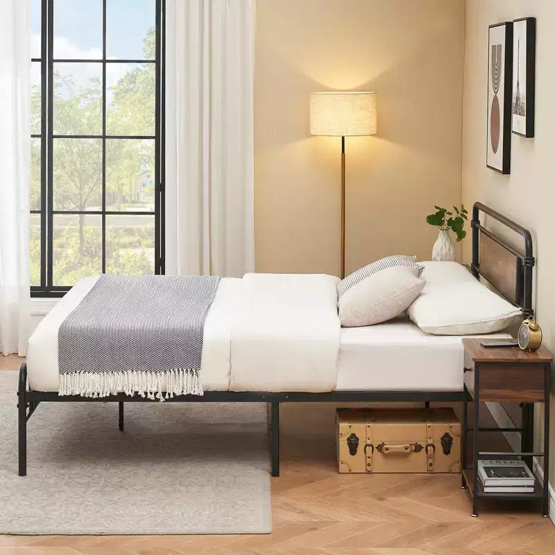 Telaio Letto Matrimoniale con Testiera in Legno Vintage, Robuste Doghe in Metallo, Nessuna Rete a Molle, Contenitore Sottoposto, Facile Montaggio
