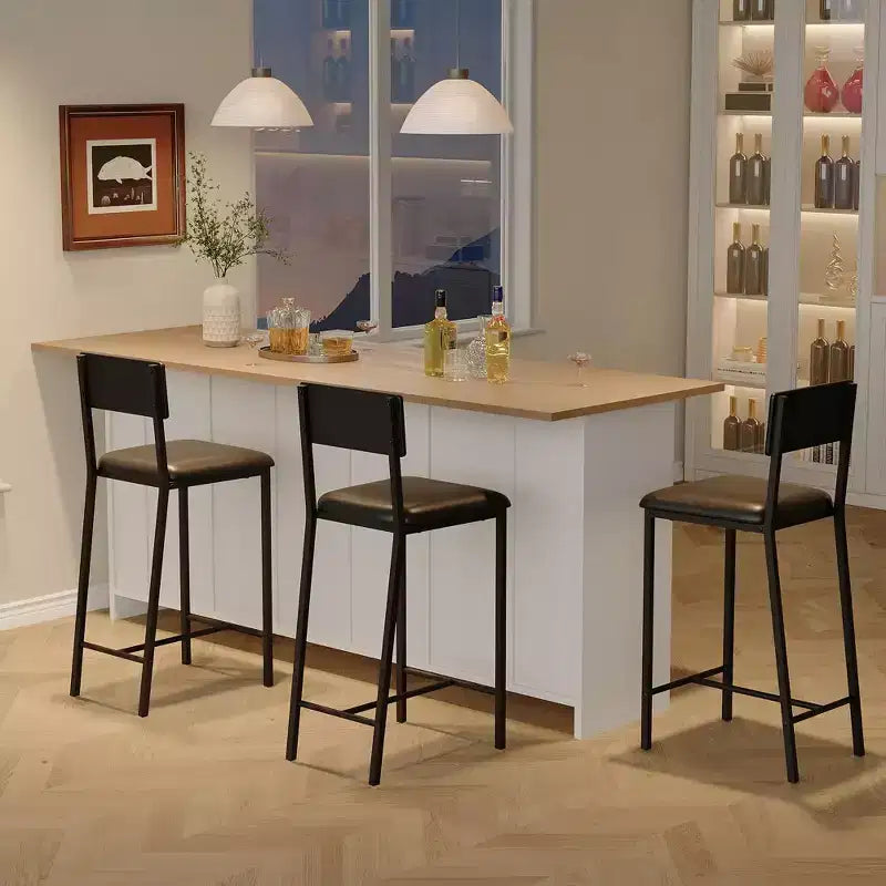 Set tavolo da pranzo per 2 persone, tavolo altezza bancone con 2 sedie imbottite e mensole portaoggetti, set da 2 tavoli e sedie da bistrò