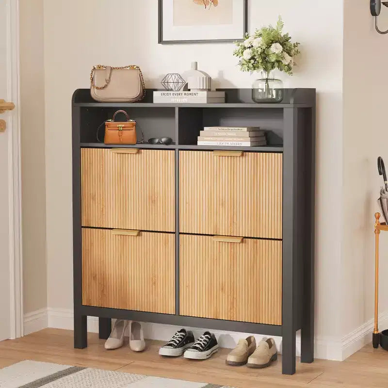 Scarpiera con 4 Ante a Ribalta, Organizer Scarpiera Sottile Scanalata con Piedini, Mobile Contenitore per Scarpe Sottile Nascosto Freestanding per Ingresso