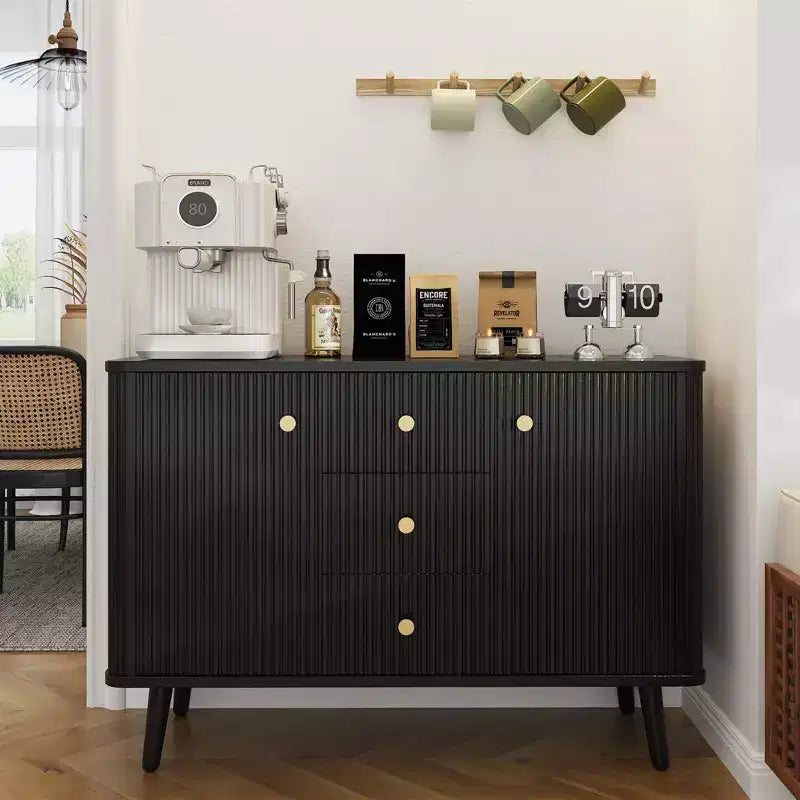 Mobile credenza buffet scanalato da 47,2 W, 3 cassetti, 2 ante e 2 ripiani regolabili, porta TV moderno di metà secolo per soggiorno
