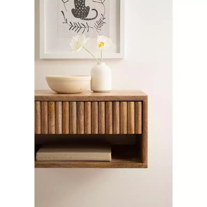 Tavolino flottante in legno Kate and Laurel Reid con vano a giorno, 18x10x9, Naturale