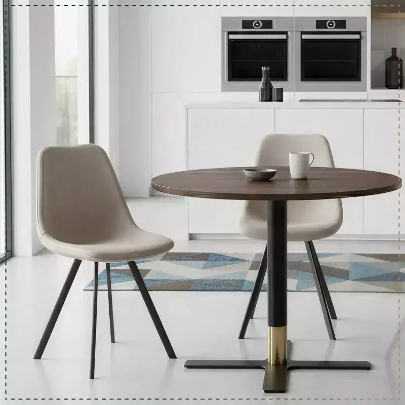 Sedia da pranzo moderna in pelle LeisureMod Markley con sedile imbottito e gambe in metallo, design elegante per cucina, sala da pranzo, ufficio, salotto o bar