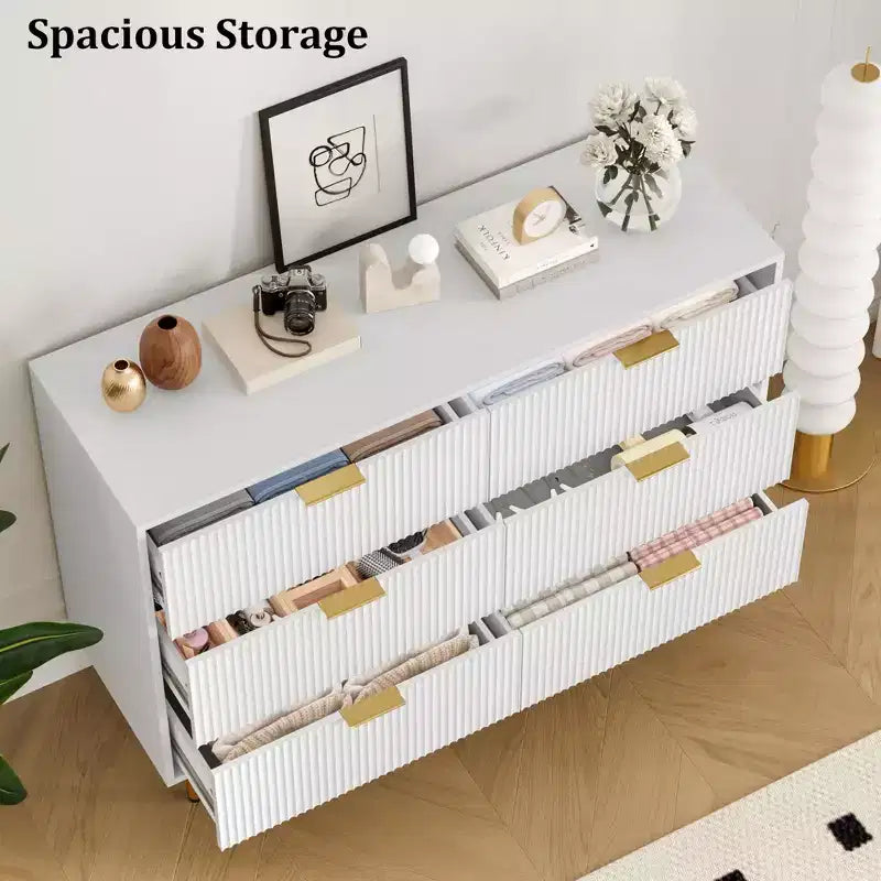 Comò moderno a 6 cassetti con scanalature, cassettiera in legno da 120 cm con maniglie in metallo, design a doppio cassetto per una conservazione versatile in soggiorno, corridoio, camera da letto