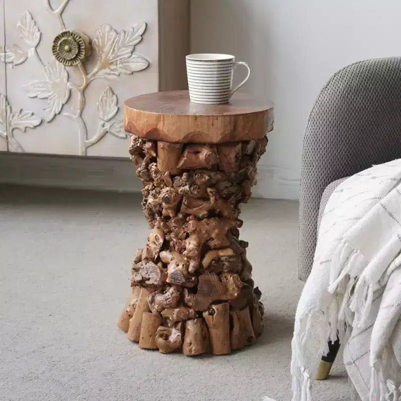Tavolino d'appoggio GDFStudio Zoe Farmhouse in legno di gelso e paulonia con base a radice organica