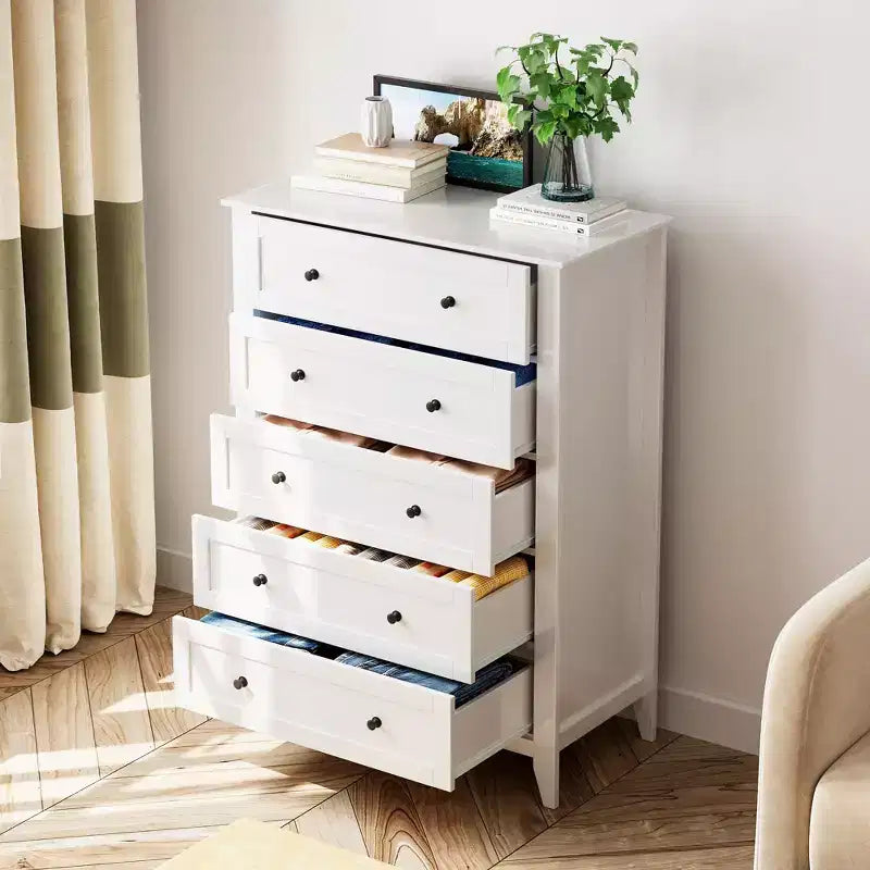 Comò alto a 5 cassetti con cassetti profondi, manopole in metallo, cassettiera moderna in legno per camera da letto, ingresso, corridoio