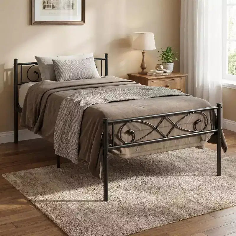 Struttura letto a piattaforma matrimoniale in metallo con testiera e pediera artistiche a pugno, struttura letto in acciaio nero con spazio sotto il letto, nessuna rete a molle richiesta