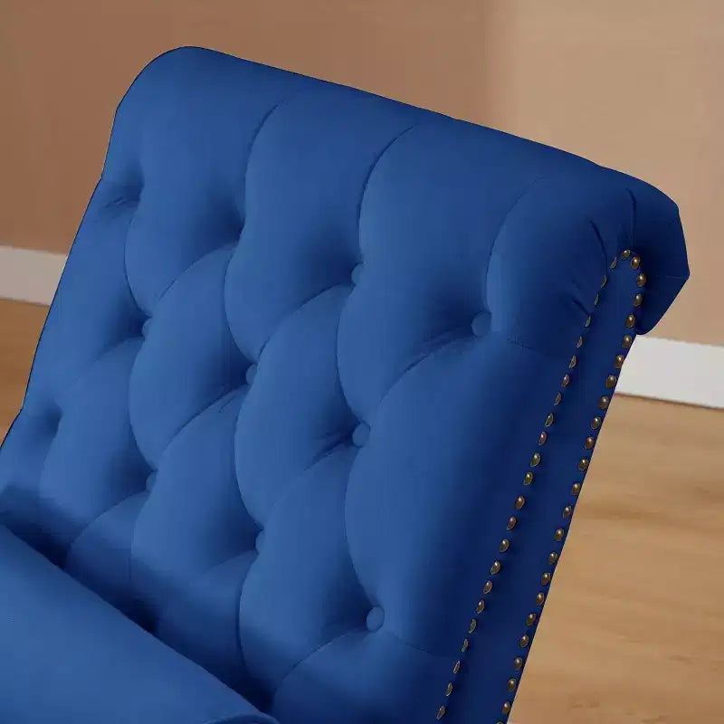 Chaise Longue Vintage in Velluto con Schienale Trapuntato e Bordi con Borchie