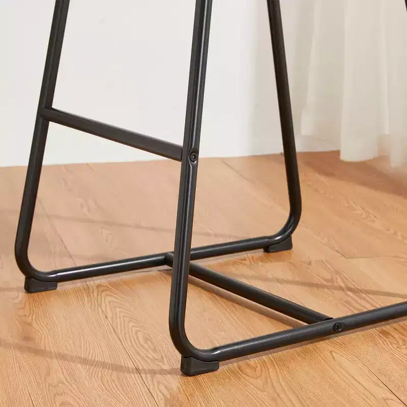 Set di 2 Moderni Sgabelli da Bar in Similpelle Spessa con Gambe in Metallo Panna/Bianco - Glitzhome: Imbottiti, Base a Slitta, Poggiapiedi