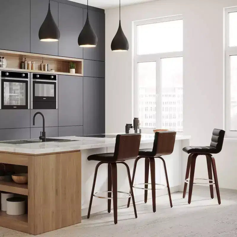 WyndenHall Sgabello da Bar Madigan Nero: Mid-Century Modern, Altezza Regolabile, Rivestimento in Similpelle, Struttura in Legno e Metallo
