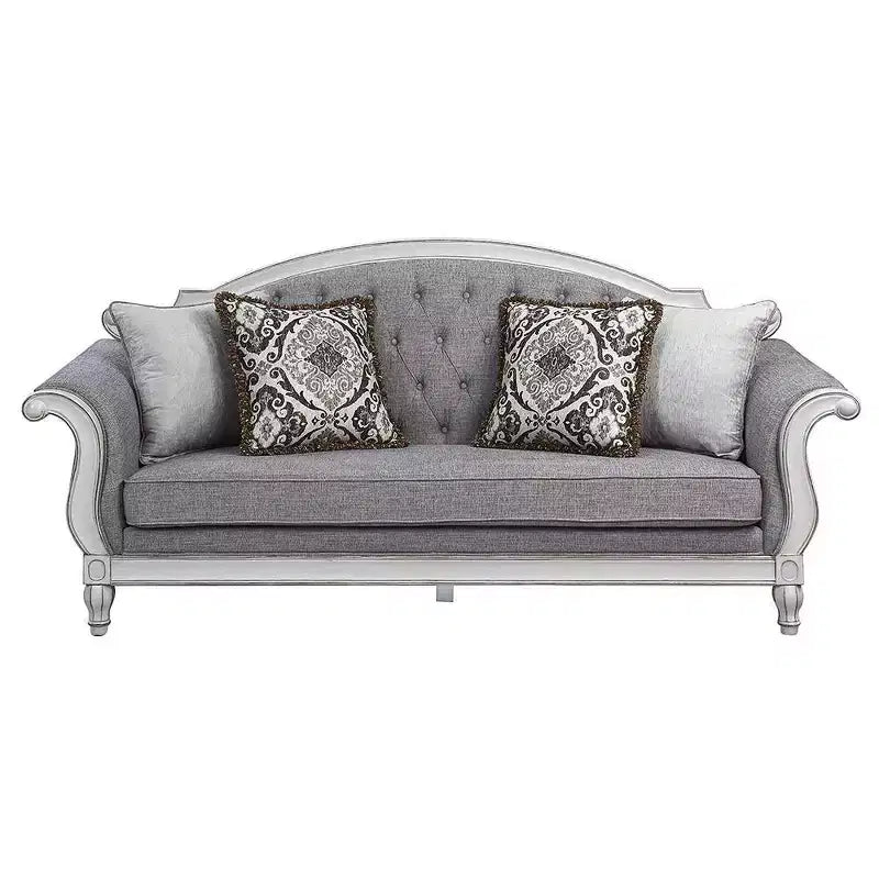 Divano Florian da 88", in tessuto grigio e finitura bianco anticato - Acme Furniture: Rivestimento in pelle, struttura in legno, include cuscino decorativo