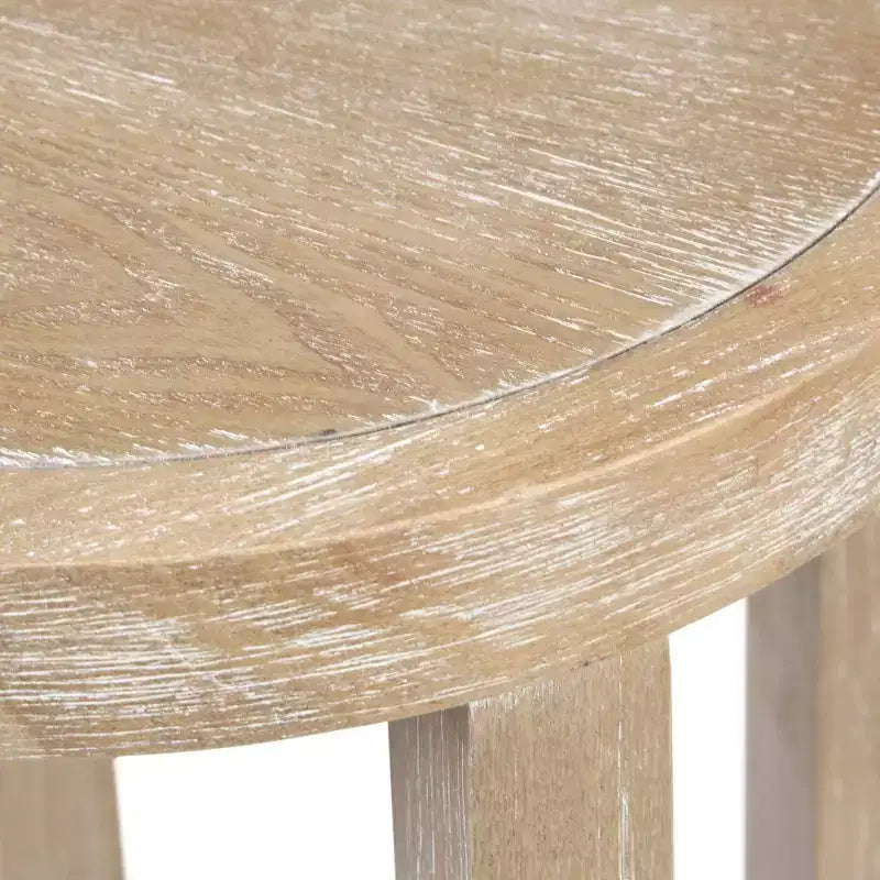 Tavolino Rotondo con Dettaglio di Colore Grano - Impiallacciatura in frassino, Ripiano in rattan, 71 cm di Altezza