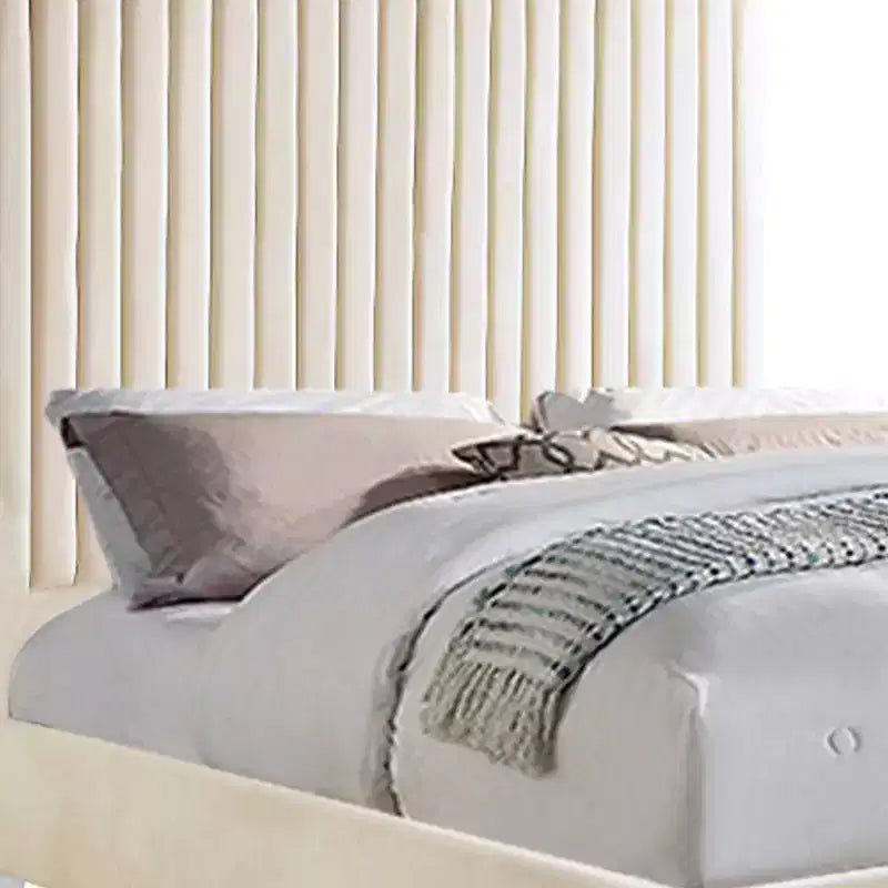 Acme Furniture Letto Queen da 86" Edzia in Velluto Beige: Lussuoso pannello imbottito, telaio in legno, tessuto acrilico