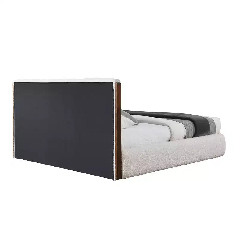 Letto Queen 88.98" Sandro con finitura bouclé bianco e noce - Acme Furniture: Rivestimento in lino, Struttura cromata, Montaggio senza attrezzi