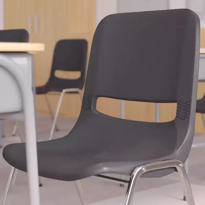 Sedia impilabile ergonomica Flash Furniture HERCULES Series con scocca, capacità 399 kg, telaio cromato e altezza seduta 45,7 cm