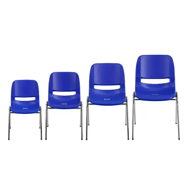 Sedia impilabile ergonomica Flash Furniture HERCULES Series con scocca, capacità 399 kg, telaio cromato e altezza seduta 45,7 cm