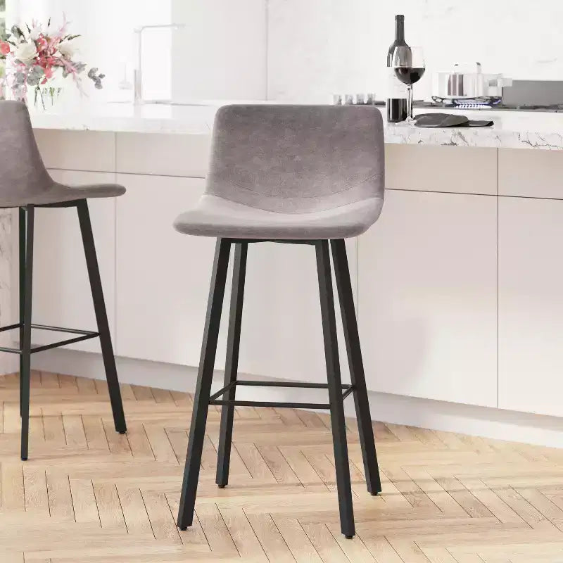 Set di 2 sgabelli moderni Merrick Lane con sedili avvolgenti e schienale basso e telai in ferro