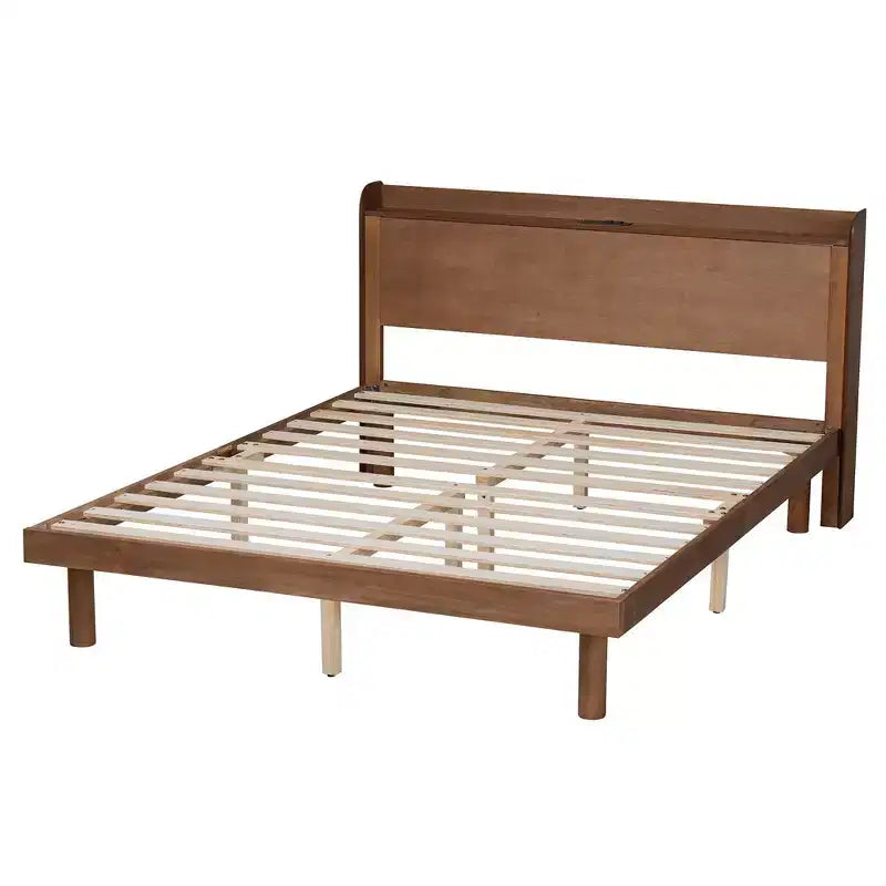 Decker Wood Platform Bed con Stazione di Ricarica Marrone Noce - Baxton Studio
