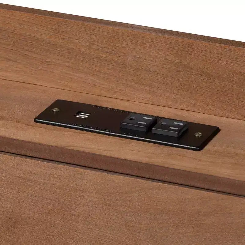 Decker Wood Platform Bed con Stazione di Ricarica Marrone Noce - Baxton Studio
