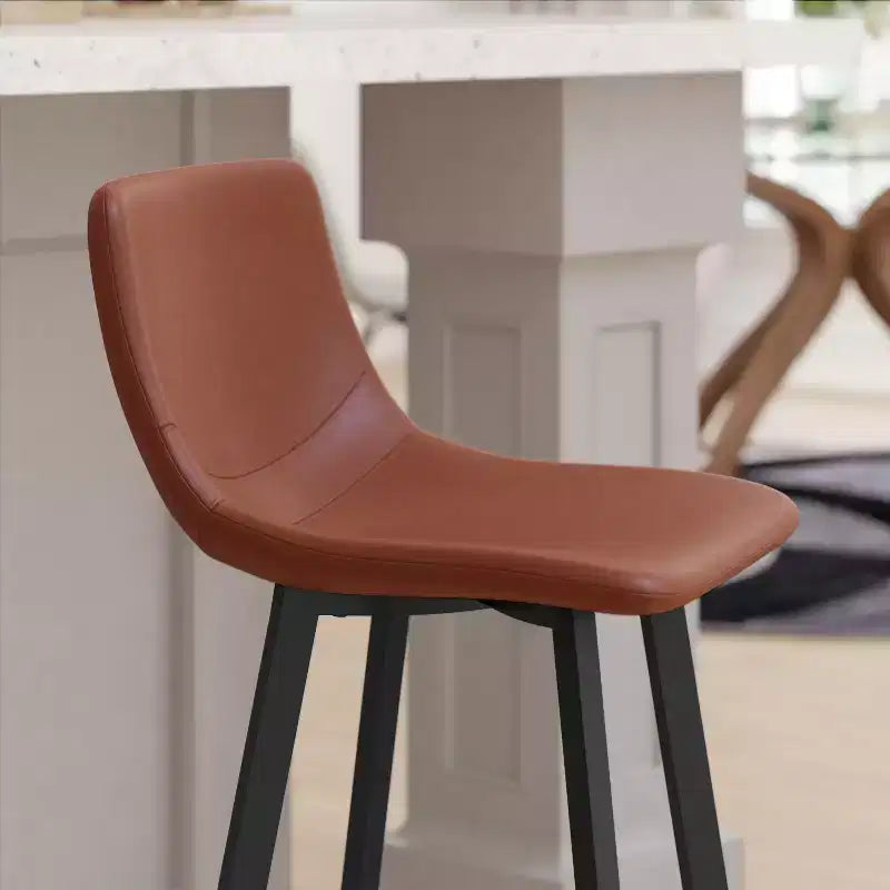 Emma e Oliver Set di Due Sgabelli da Bar Imbottiti Moderni da 76 cm, Struttura in Metallo Opaco e Piedini in Plastica