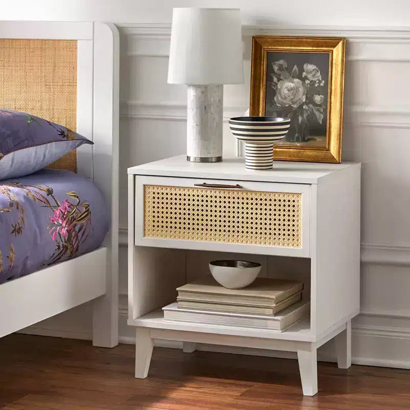 Comodino Andros con frontale del cassetto in finto rattan - Buylateral