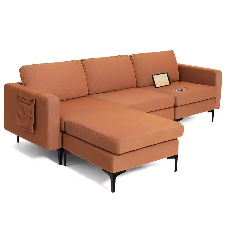 Divano componibile a L a 3 posti Costway con chaise longue reversibile e 2 porte USB