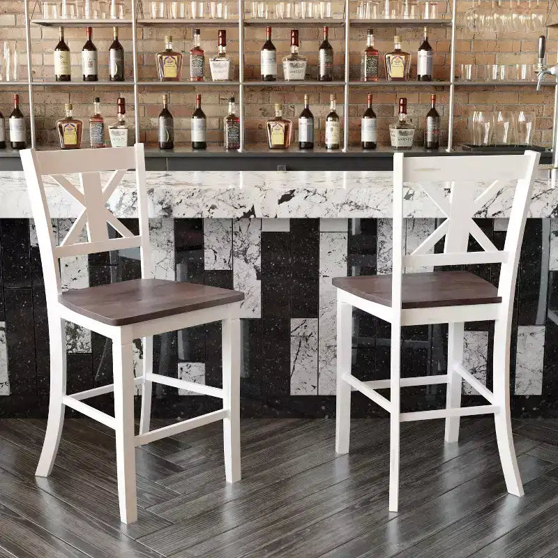 Flash Furniture Gwendolyn Set di 2 Sgabelli da Bar Moderni in Legno Massello di Grado Commerciale Stile Fattoria Altezza Bancone