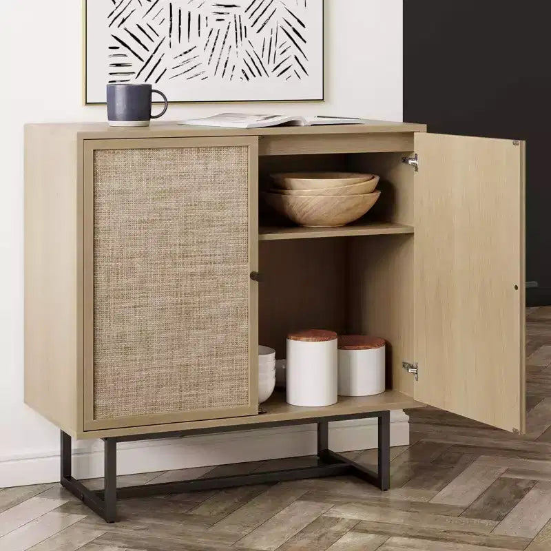 Mobiletto contenitore Kova in legno e rattan - Nathan James