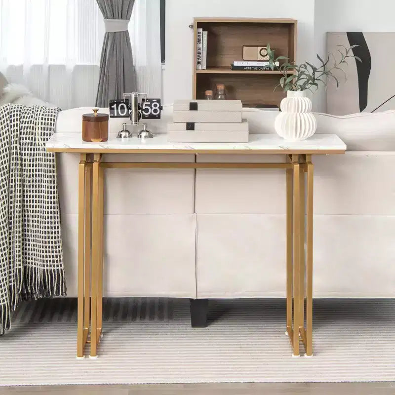Costway Consolle da 43,5'' con Finto Marmo, Tavolo da Ingresso/Divano con Gambe in Metallo, Soggiorno Nero/Oro