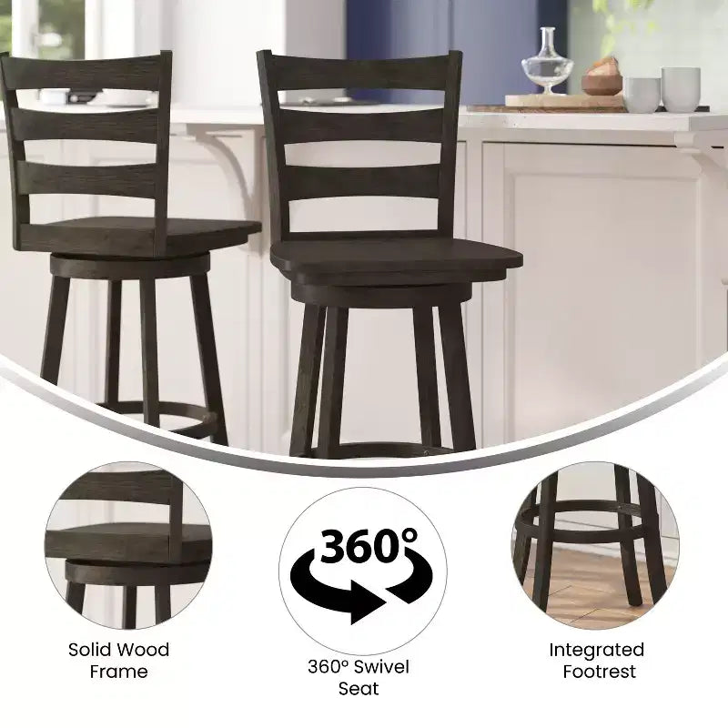 Sgabello da bar girevole in legno massello con schienale a scala, altezza bancone, qualità commerciale Liesel di Flash Furniture, con sedile in legno massello