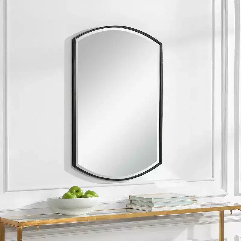 Specchio decorativo da parete Uttermost Vanity, moderno, smussato, con cornice in ferro satinato nero ricurvo, 61 cm di larghezza, per bagno, camera da letto, soggiorno