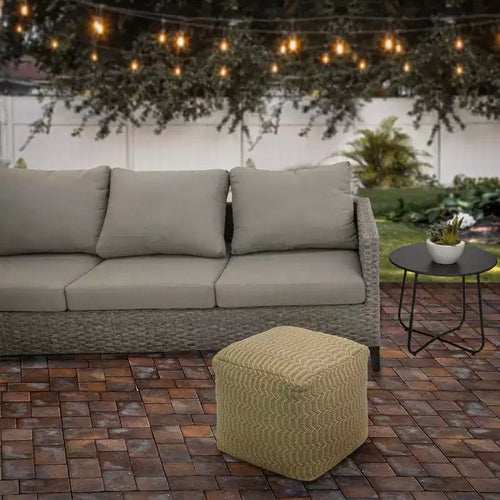 Pouf ottomano intrecciato a mano color sabbia 16" - National Tree Company