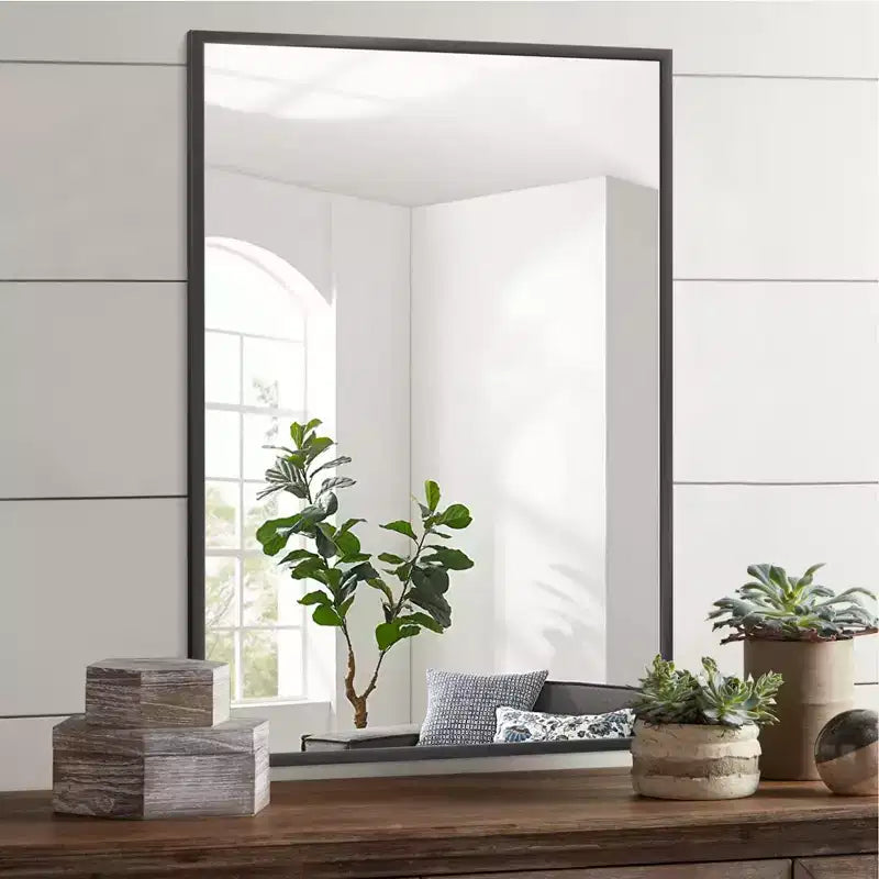 Specchio decorativo da parete rettangolare moderno Dovelina con cornice in metallo - 38x24, Nero