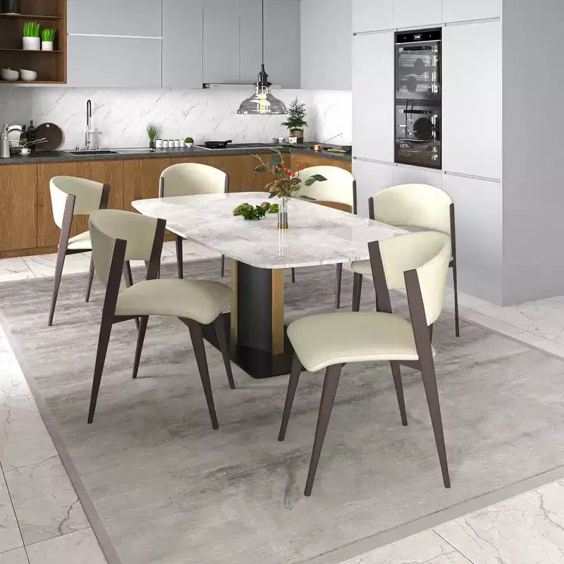 LeisureMod Aspen Sedia da Pranzo Moderna in Pelle PU - Sedia Laterale con Schienale Curvo Ergonomico e Robuste Gambe in Metallo Nero Opaco